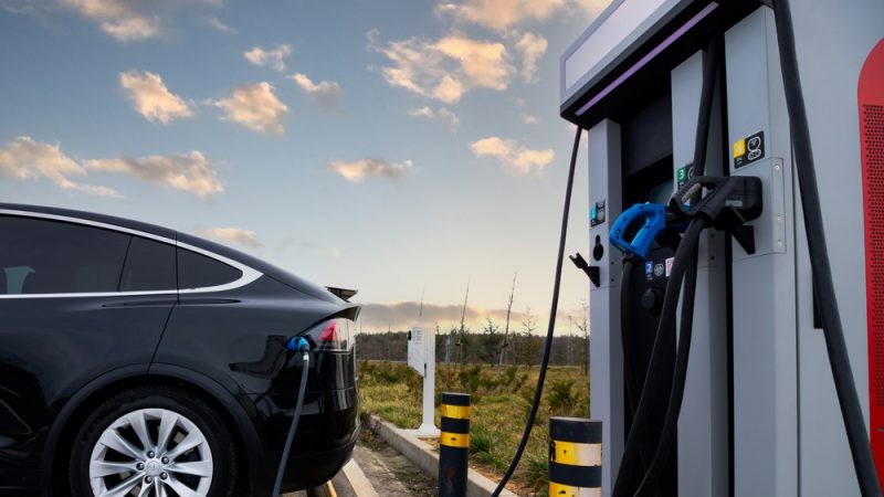 汽車充電樁加盟費(fèi)用大公開(kāi)，讓你投資更明智！