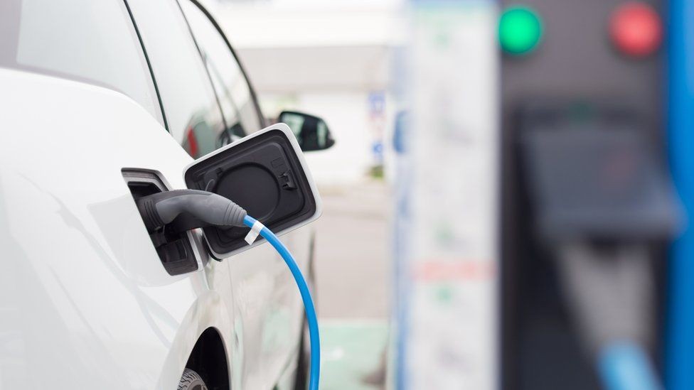 個(gè)人如何投資汽車充電樁項(xiàng)目：指南與建議