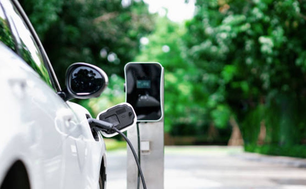 新能源汽車充電樁項目:機遇與挑戰交織的藍海